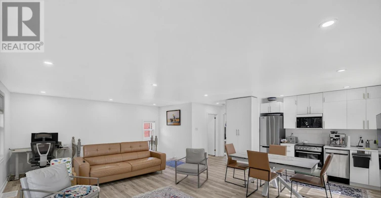 2-297 Royal Avenue, Ottawa, ON, K2A 1T6 - 9