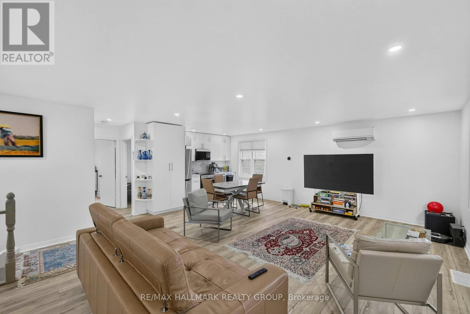 2-297 Royal Avenue, Ottawa, ON, K2A 1T6 - 7