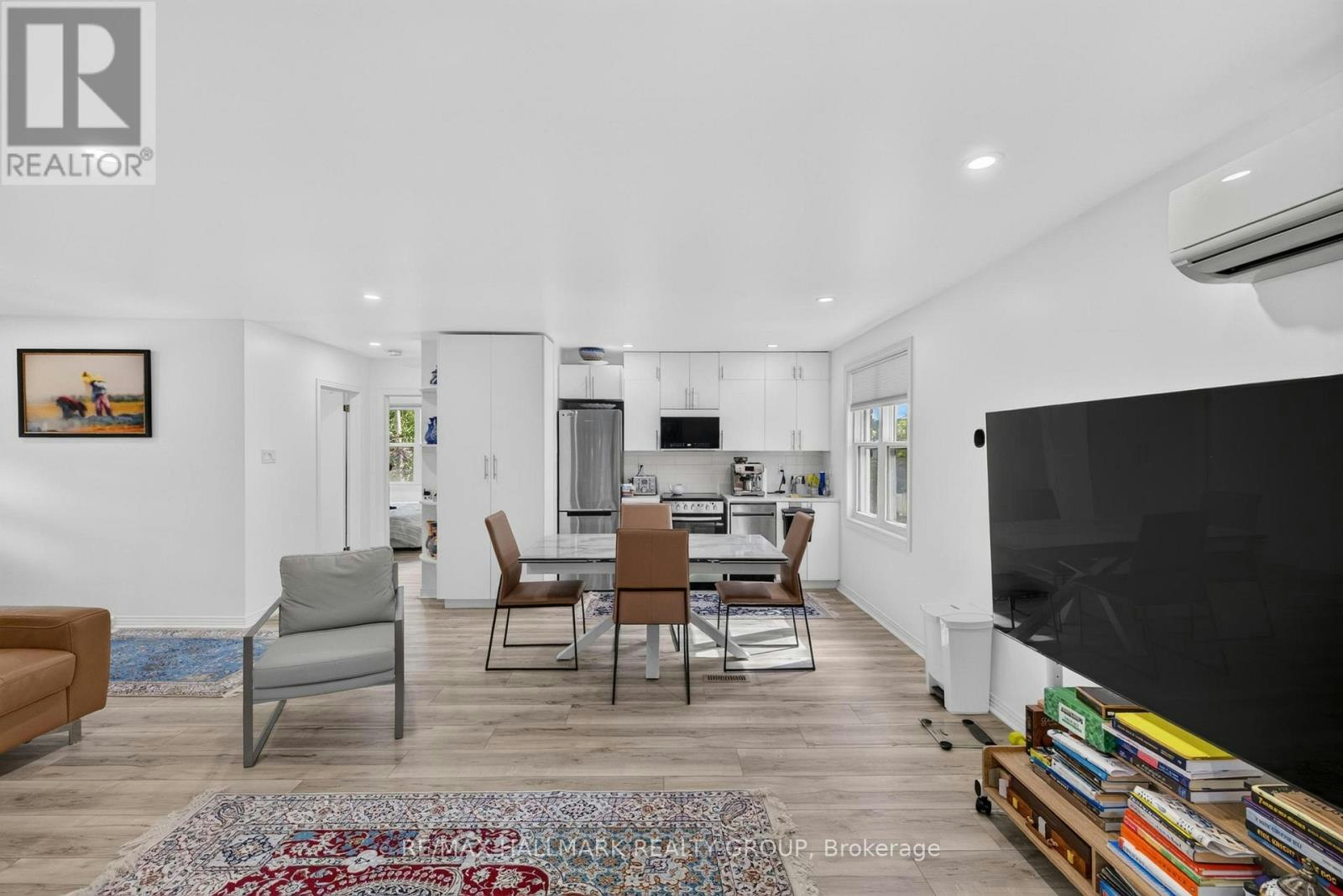 2-297 Royal Avenue, Ottawa, ON, K2A 1T6 - 8