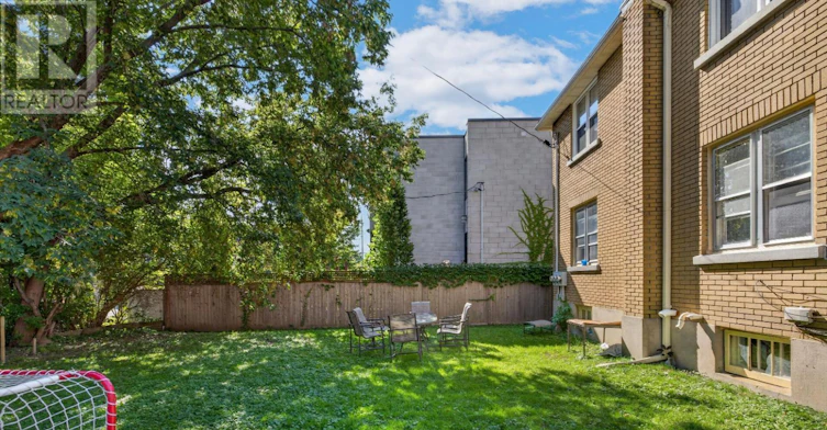 2-297 Royal Avenue, Ottawa, ON, K2A 1T6 - 21