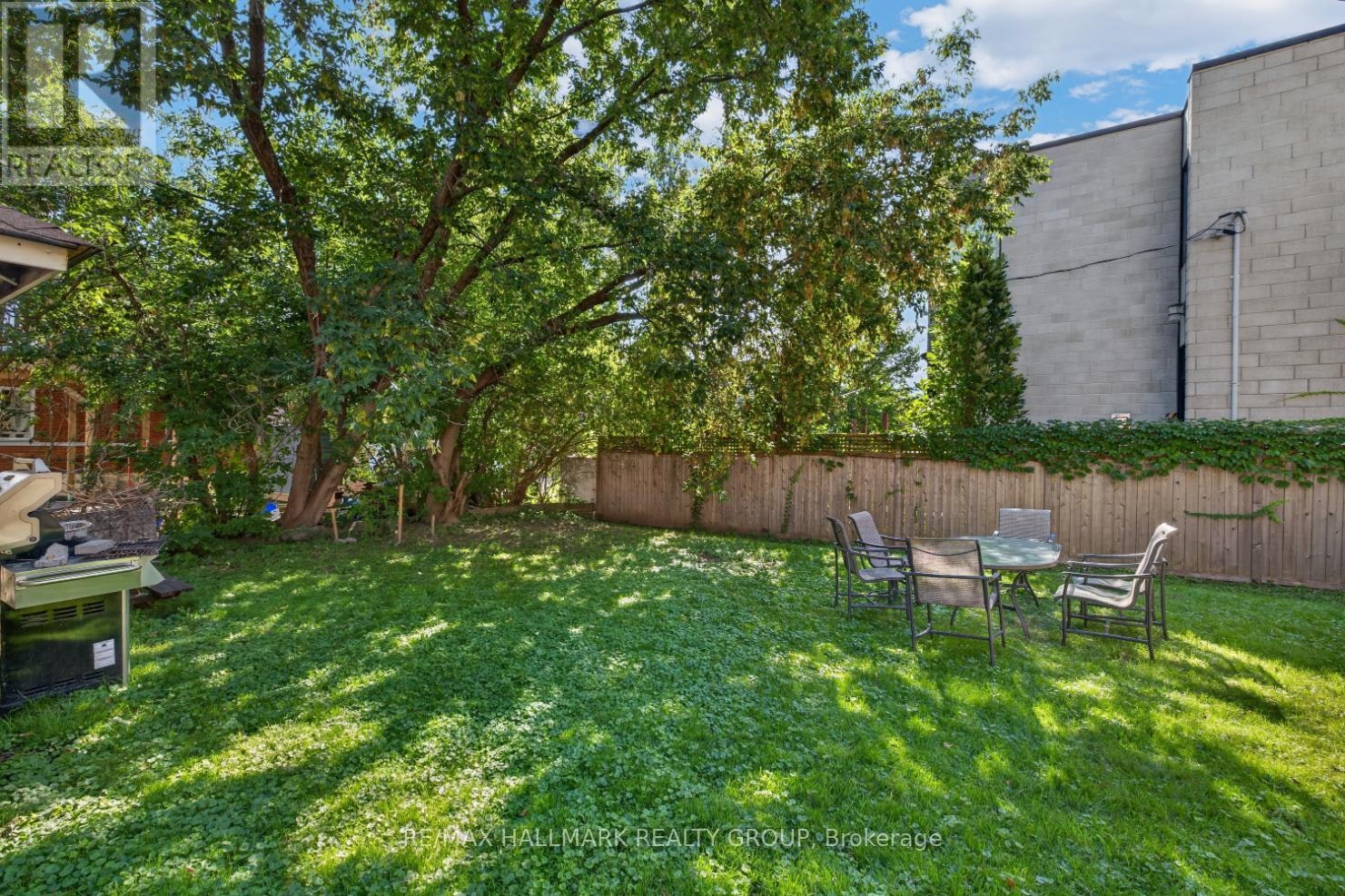 2-297 Royal Avenue, Ottawa, ON, K2A 1T6 - 22