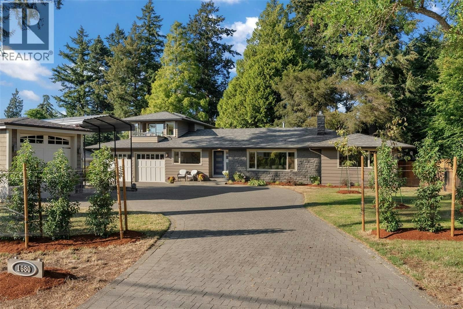 1680 Ash Road, Saanich, BC, V5C 4B3