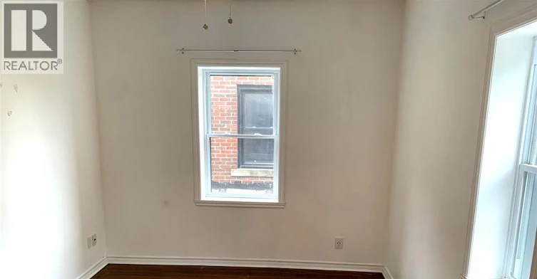 220 Erie Street West, Windsor, ON, N9A 6B5 - 7