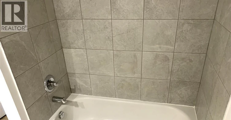 220 Erie Street West, Windsor, ON, N9A 6B5 - 12