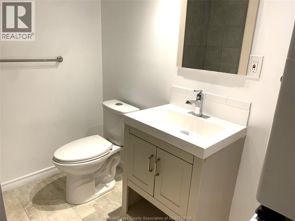 220 Erie Street West, Windsor, ON, N9A 6B5 - 11