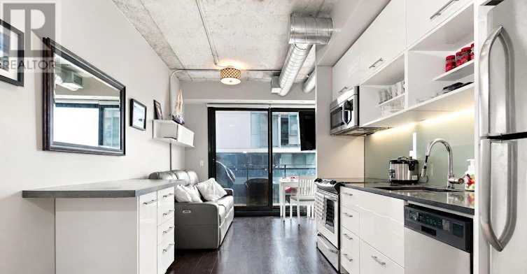 1206-51 Trolley Crescent, Toronto, ON, M5A 0E9 - 2