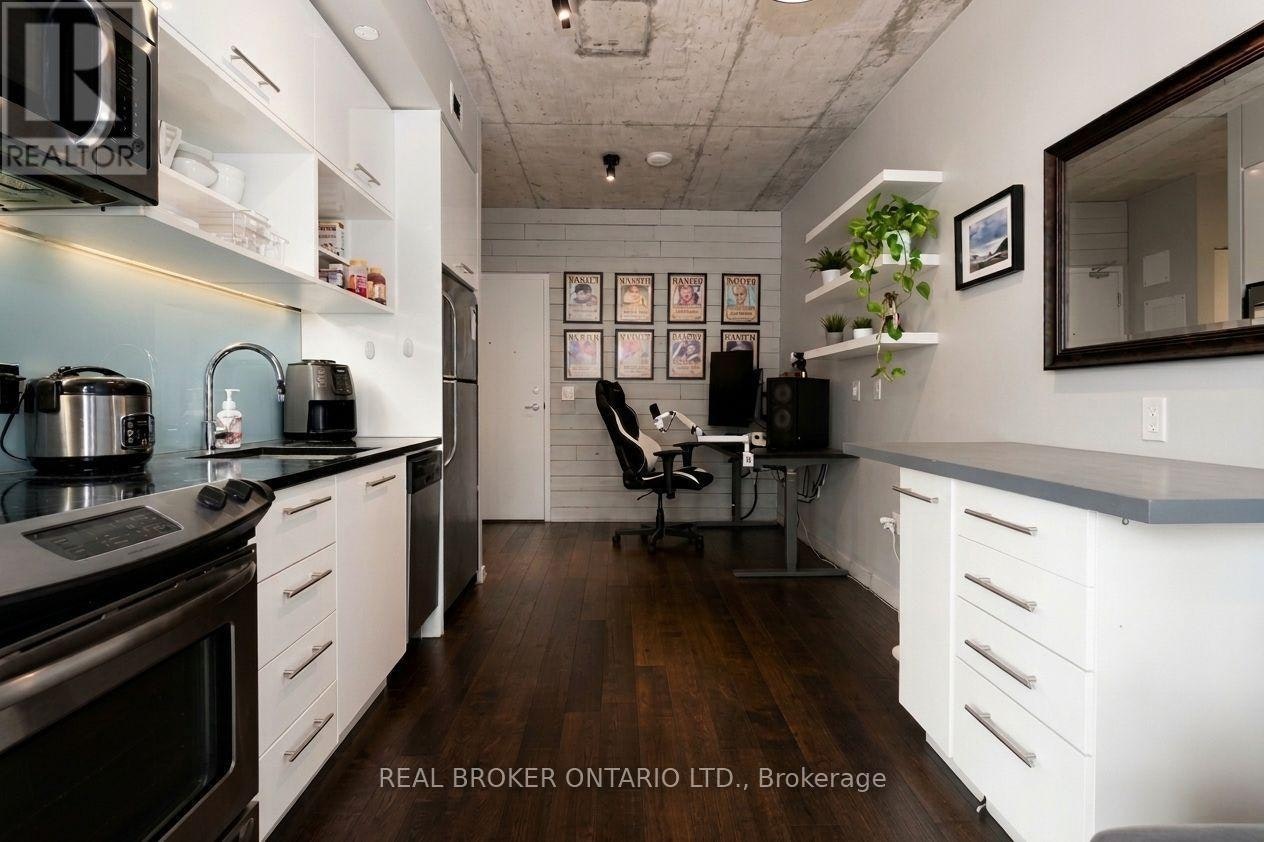 1206-51 Trolley Crescent, Toronto, ON, M5A 0E9 - 4