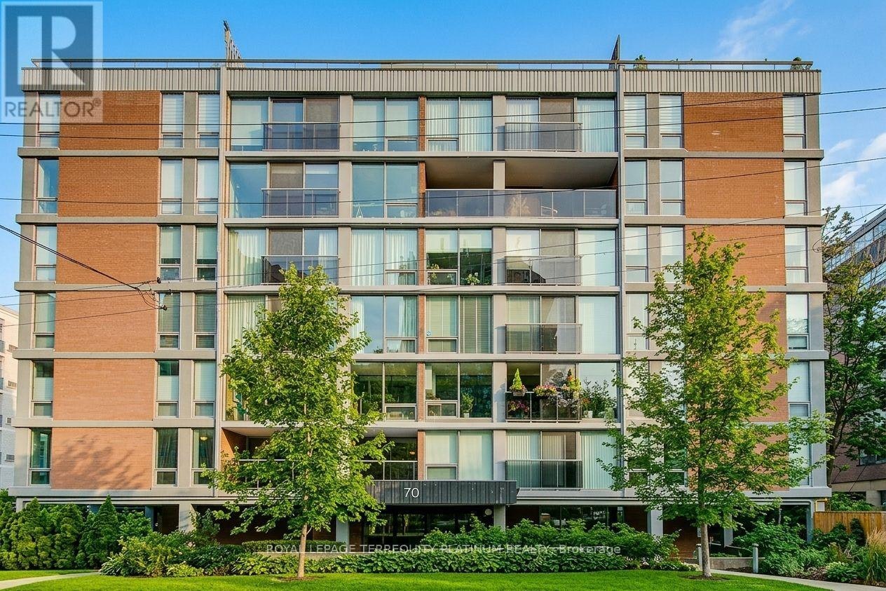 203-70 Montclair Avenue, Toronto, ON, M5P 1P7
