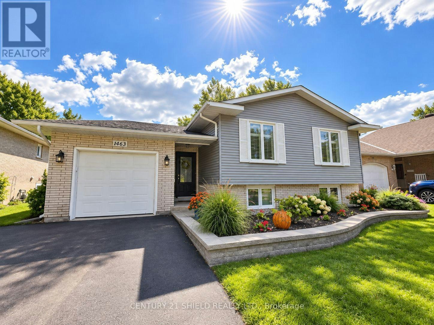 1463 Holy Cross Boulevard, Cornwall, ON, K6H 2W9