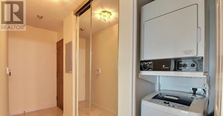 1701-8 Lee Centre Drive, Toronto, ON, M1H 3H8 - 12