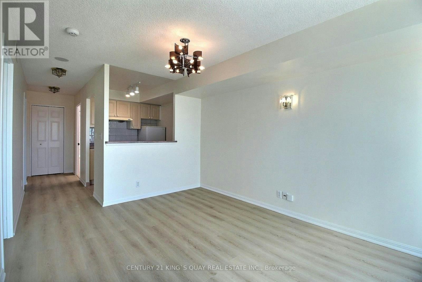 1701-8 Lee Centre Drive, Toronto, ON, M1H 3H8 - 4