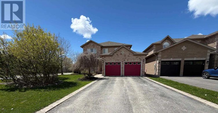 1 Buman Court, Barrie, ON, L4N 0L3