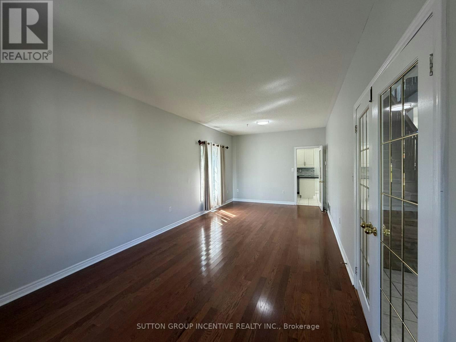 1 Buman Court, Barrie, ON, L4N 0L3 - 6