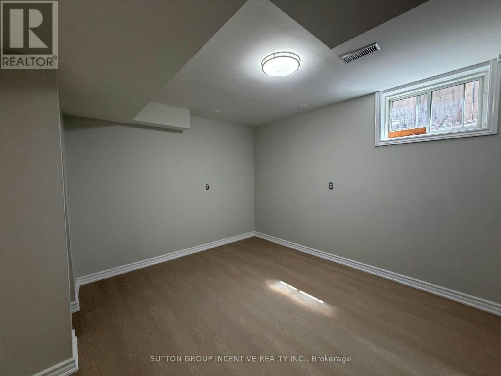 1 Buman Court, Barrie, ON, L4N 0L3 - 27