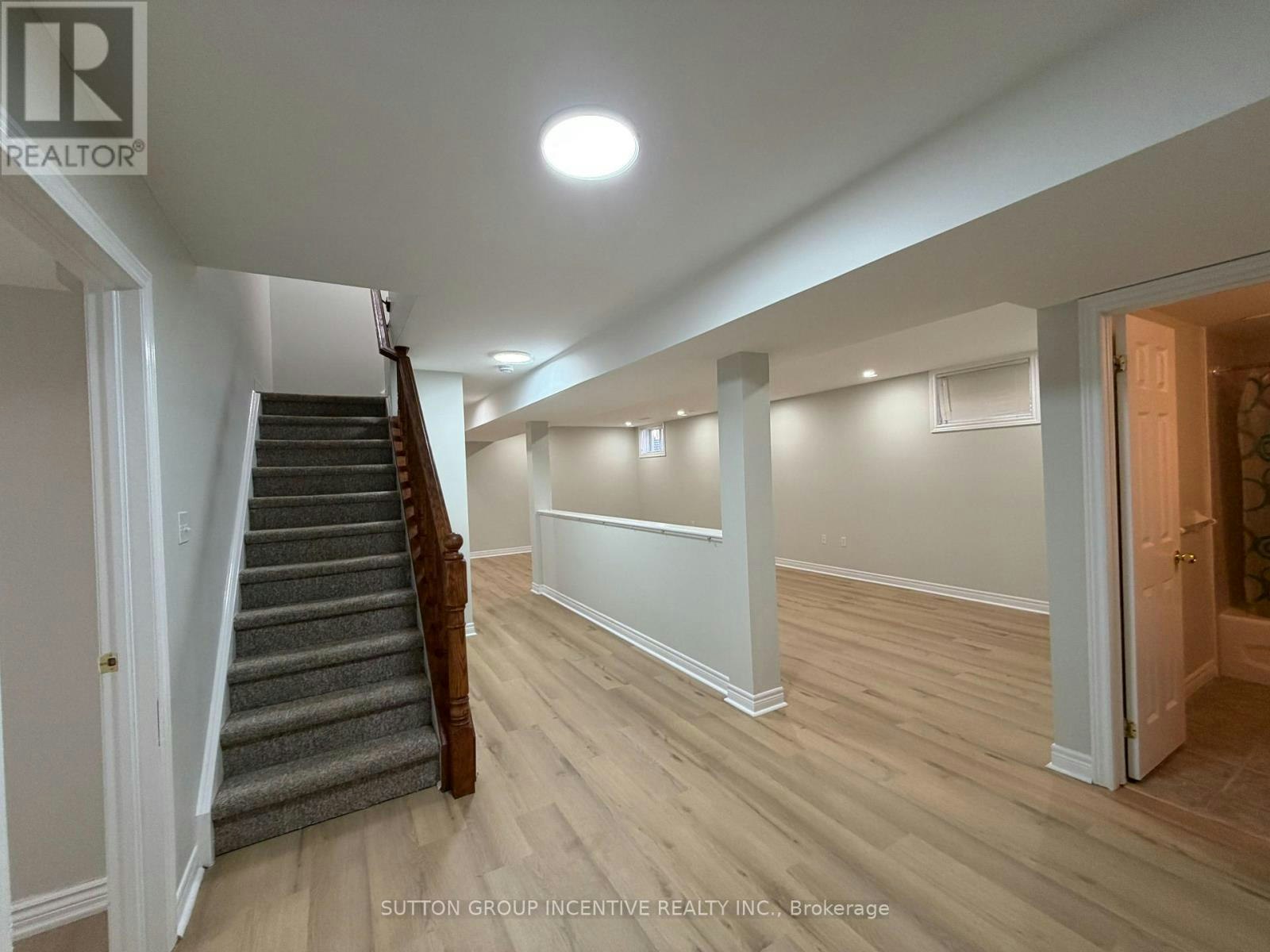 1 Buman Court, Barrie, ON, L4N 0L3 - 24