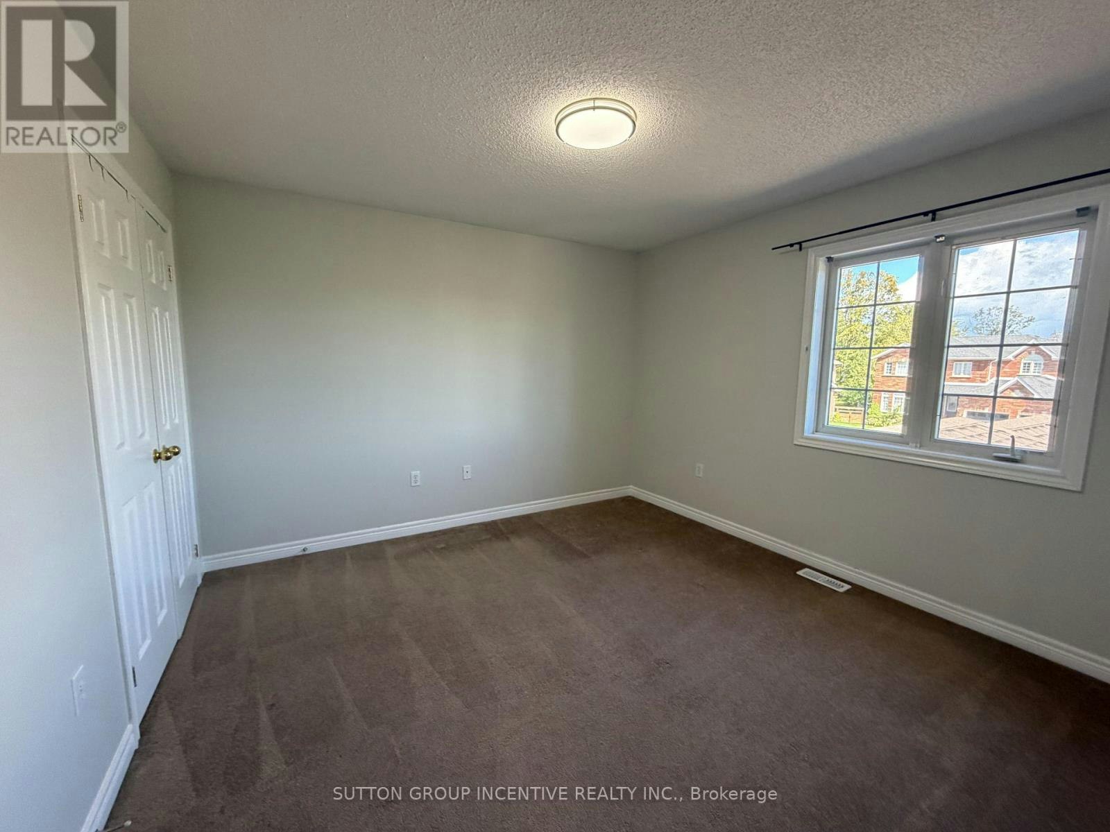 1 Buman Court, Barrie, ON, L4N 0L3 - 19