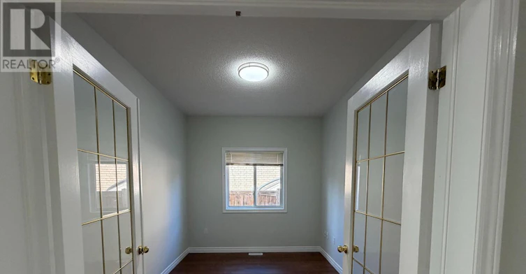 1 Buman Court, Barrie, ON, L4N 0L3 - 8