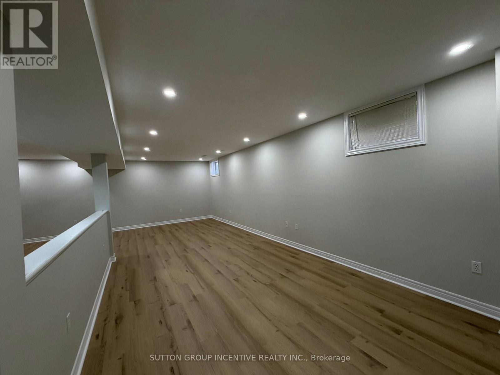 1 Buman Court, Barrie, ON, L4N 0L3 - 25