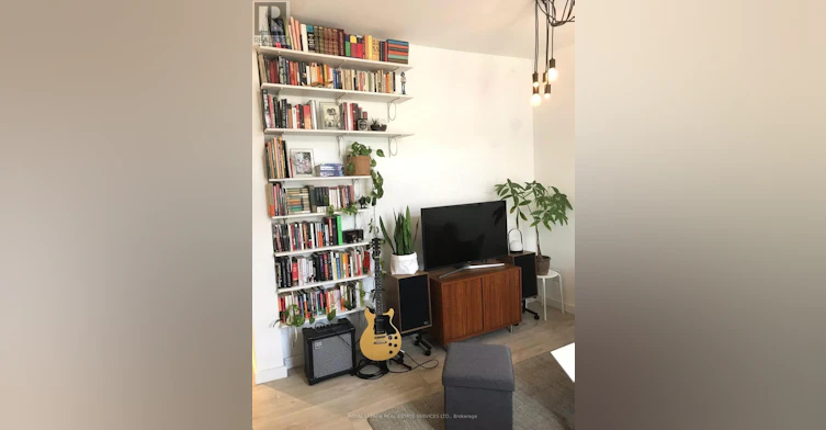 840 Ossington Avenue, Toronto, ON, M6G 3V1 - 4