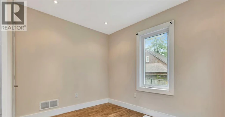 121 King Street, Hamilton, ON, L8G 1L2 - 17