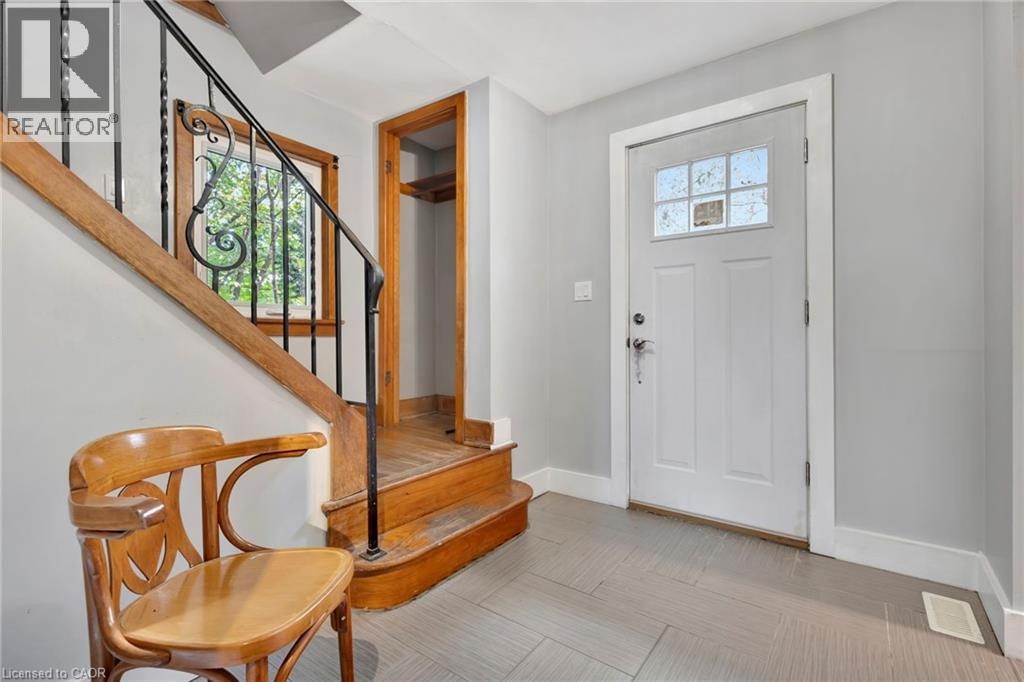 121 King Street, Hamilton, ON, L8G 1L2 - 9