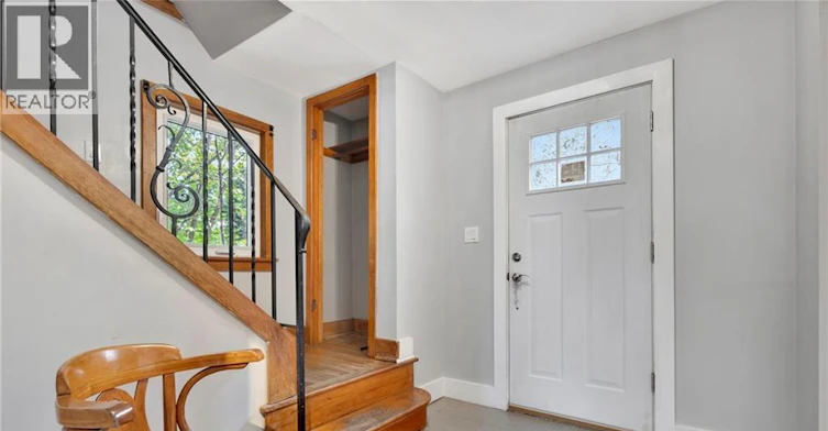 121 King Street, Hamilton, ON, L8G 1L2 - 9