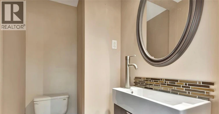 121 King Street, Hamilton, ON, L8G 1L2 - 16