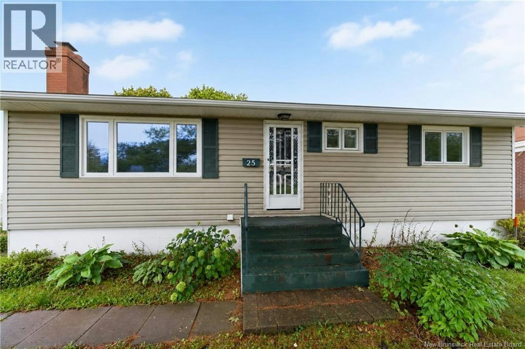 25 Poirier, Moncton, NB, E1C 7R9
