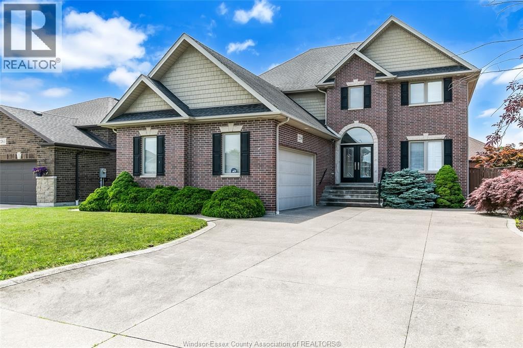 2259 St Patrick's Avenue, Windsor, ON, N9B 3Y4