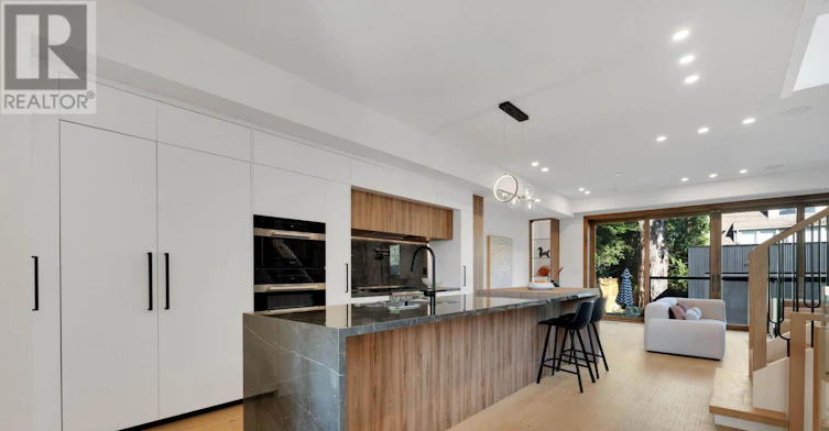 50 Glen Echo Road, Toronto, ON, M4N 2E3 - 6