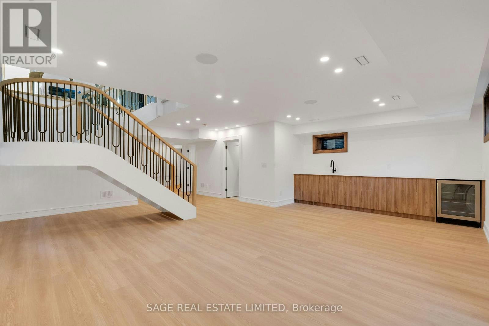 50 Glen Echo Road, Toronto, ON, M4N 2E3 - 27