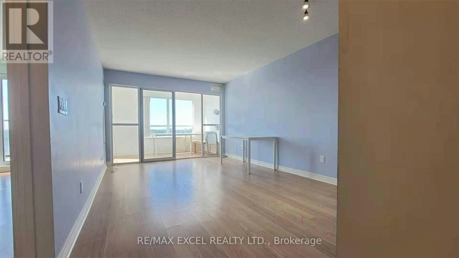 908-60 Town Centre Court, Toronto, ON, M1P 0B1 - 2