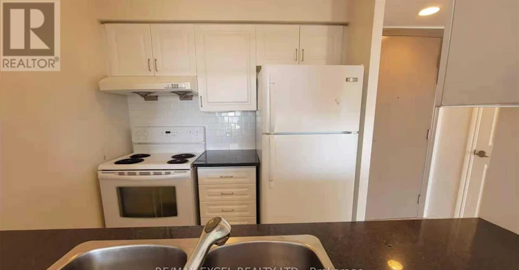 908-60 Town Centre Court, Toronto, ON, M1P 0B1 - 5