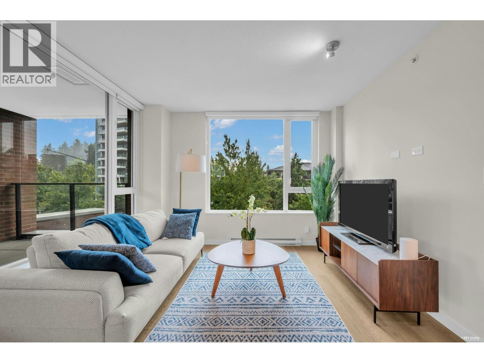 305-3100 Windsor Gate, Coquitlam, BC, V3B 0P3