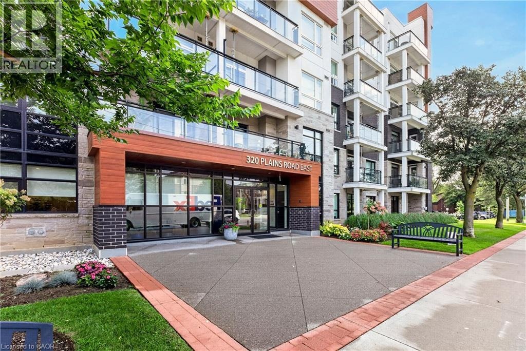 208-320 Plains Road E, Burlington, ON, L7T 0C1