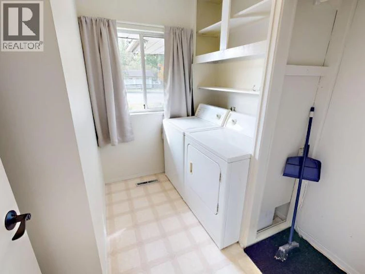 7139 Barnet Street, Powell River, BC, V8A 1Z9 - 15