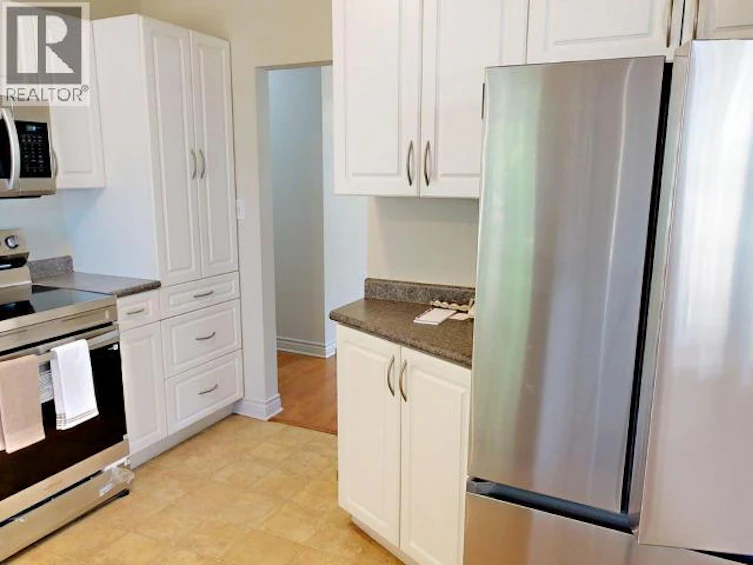 7139 Barnet Street, Powell River, BC, V8A 1Z9 - 8
