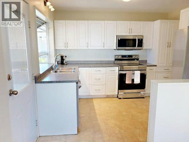7139 Barnet Street, Powell River, BC, V8A 1Z9 - 7