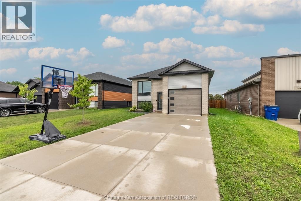 198 Moonstone Crescent, Chatham-Kent, ON, N7M 0S1