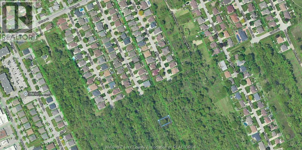 V/L California, Windsor, ON, N9B 2N9