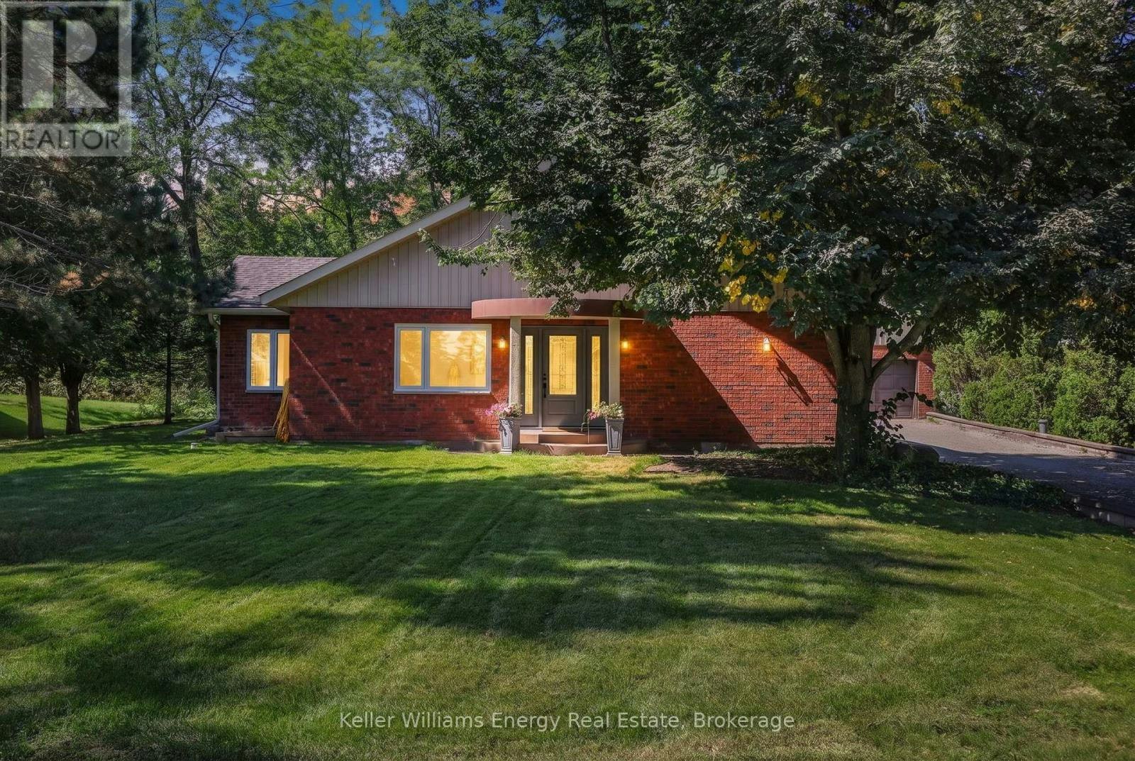 60 Bayside Avenue, Tay, ON, L0K 2A0