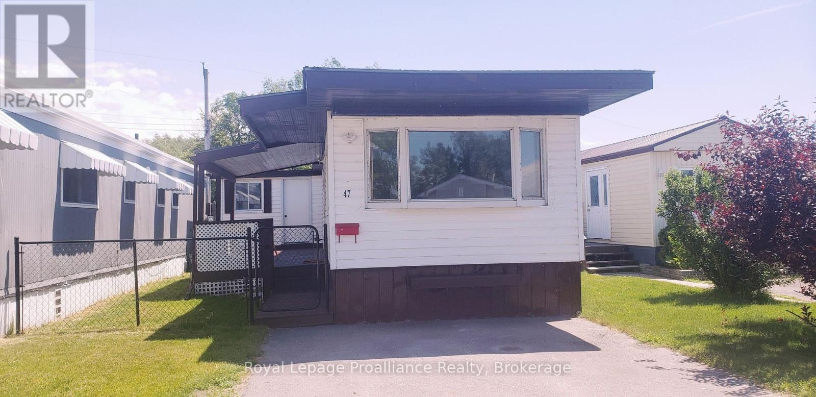 47-311 Dundas Street E, Quinte West, ON, K8V 3E5