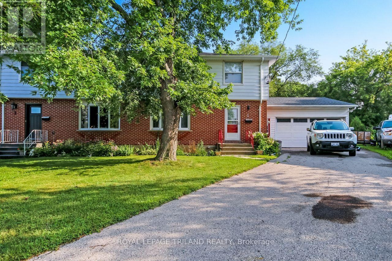 3 Gregory Place, St. Thomas, ON, N5R 4S4