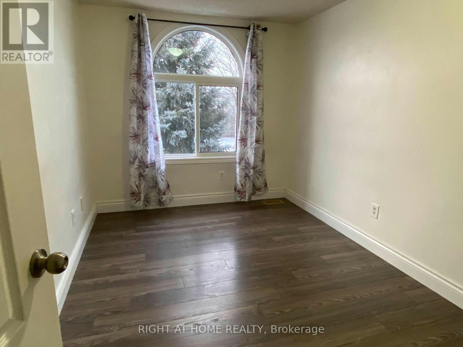 792 Homeview Road, London, ON, N6C 5S6 - 11