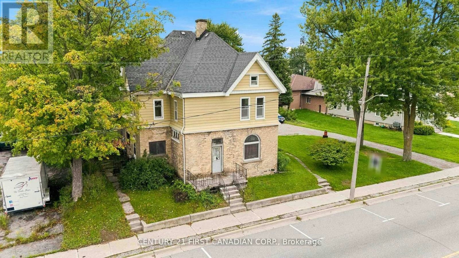 128 Main Street, Lucan Biddulph, ON, N0M 2J0