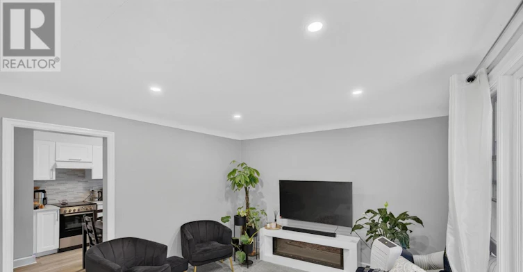 1-297 Royal Avenue, Ottawa, ON, K2A 1T6 - 5