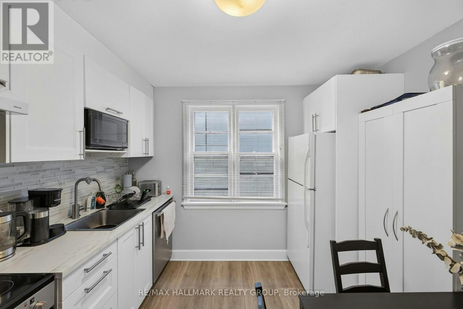 1-297 Royal Avenue, Ottawa, ON, K2A 1T6 - 8