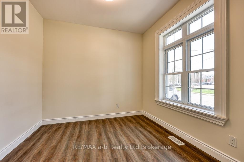 510 King Street, Woodstock, ON, N4S 1M8 - 8