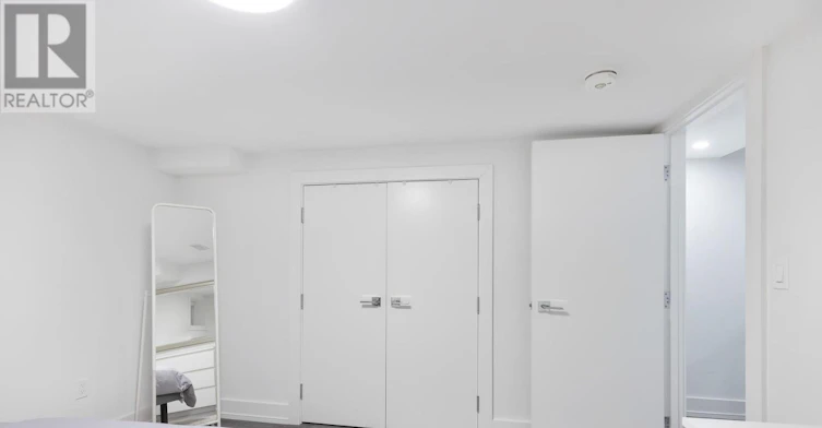 6 Halton Street, Toronto, ON, M6J 1R3 - 29