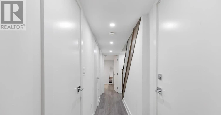 6 Halton Street, Toronto, ON, M6J 1R3 - 21